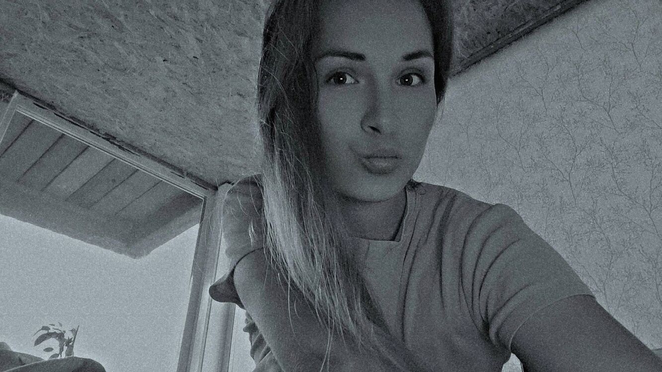  53408062  Anastasia, 26 ,    