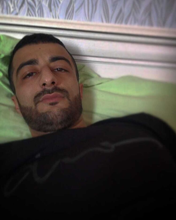  37045722  , 32 ,     