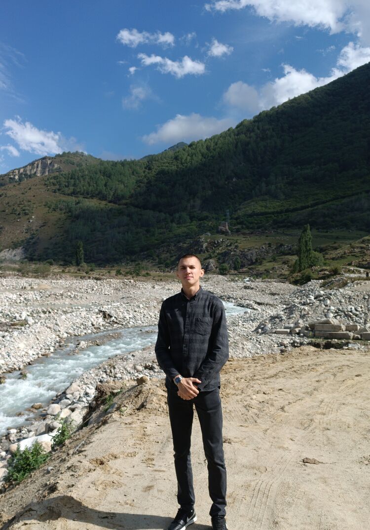  48368702  Anatoly, 29 ,    