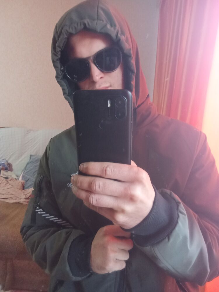  42980232  , 24 ,    