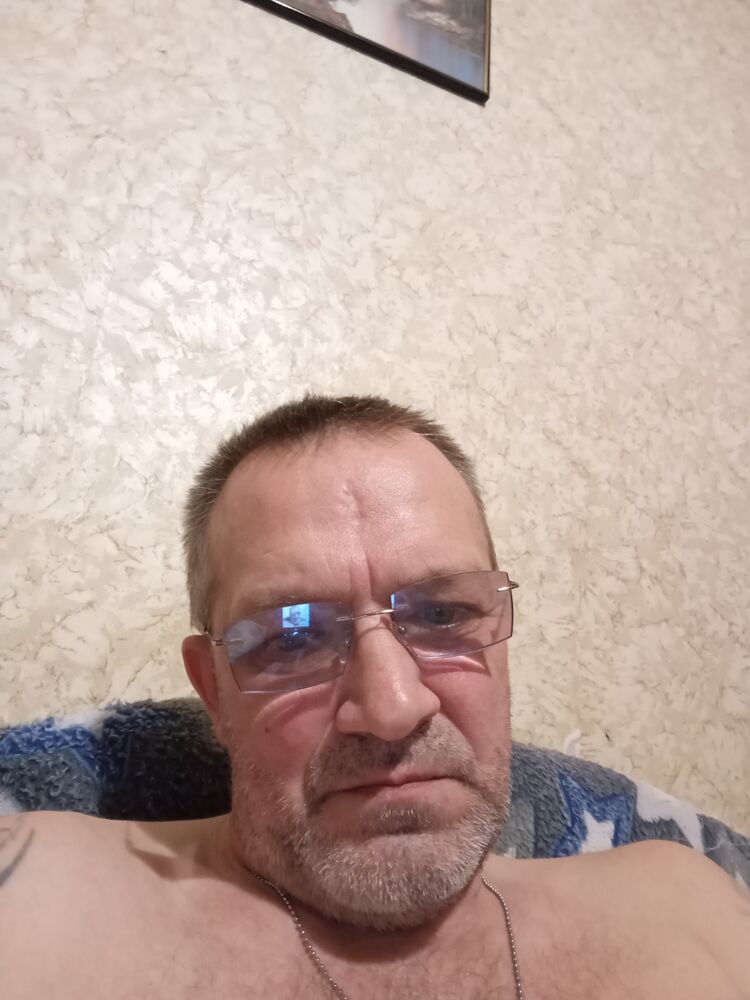  53228852  , 57 ,    