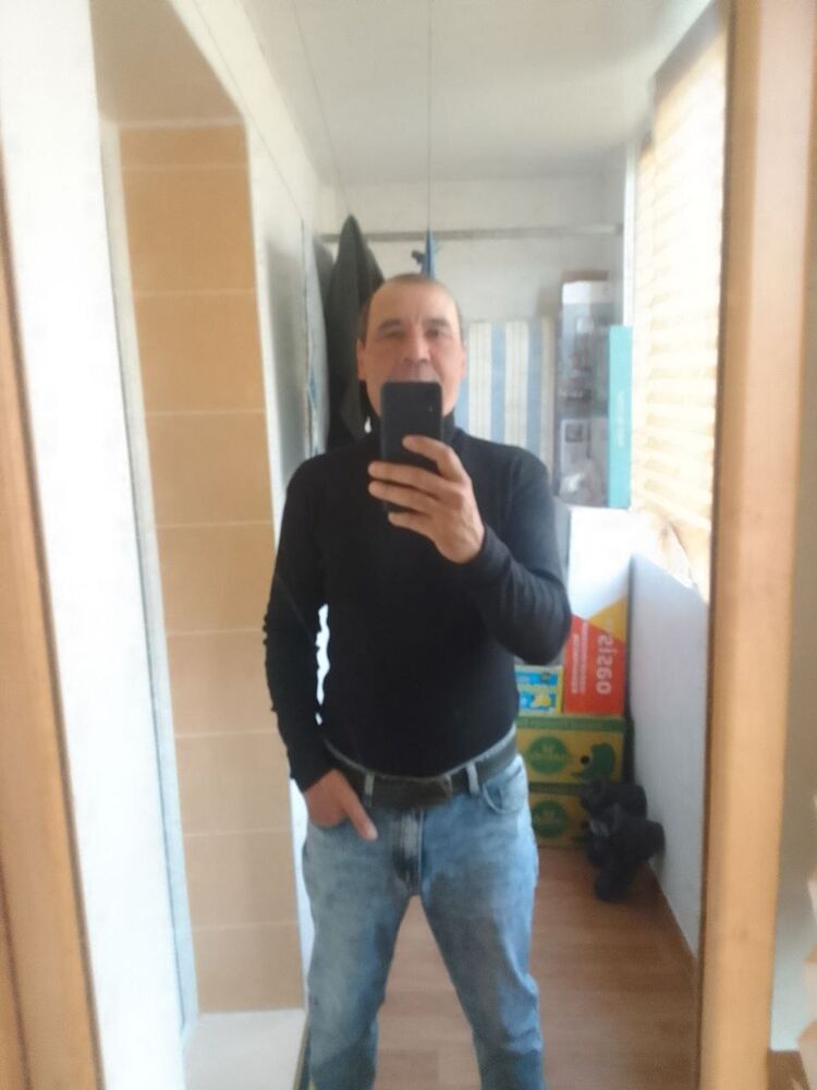  44926282  , 51 ,    