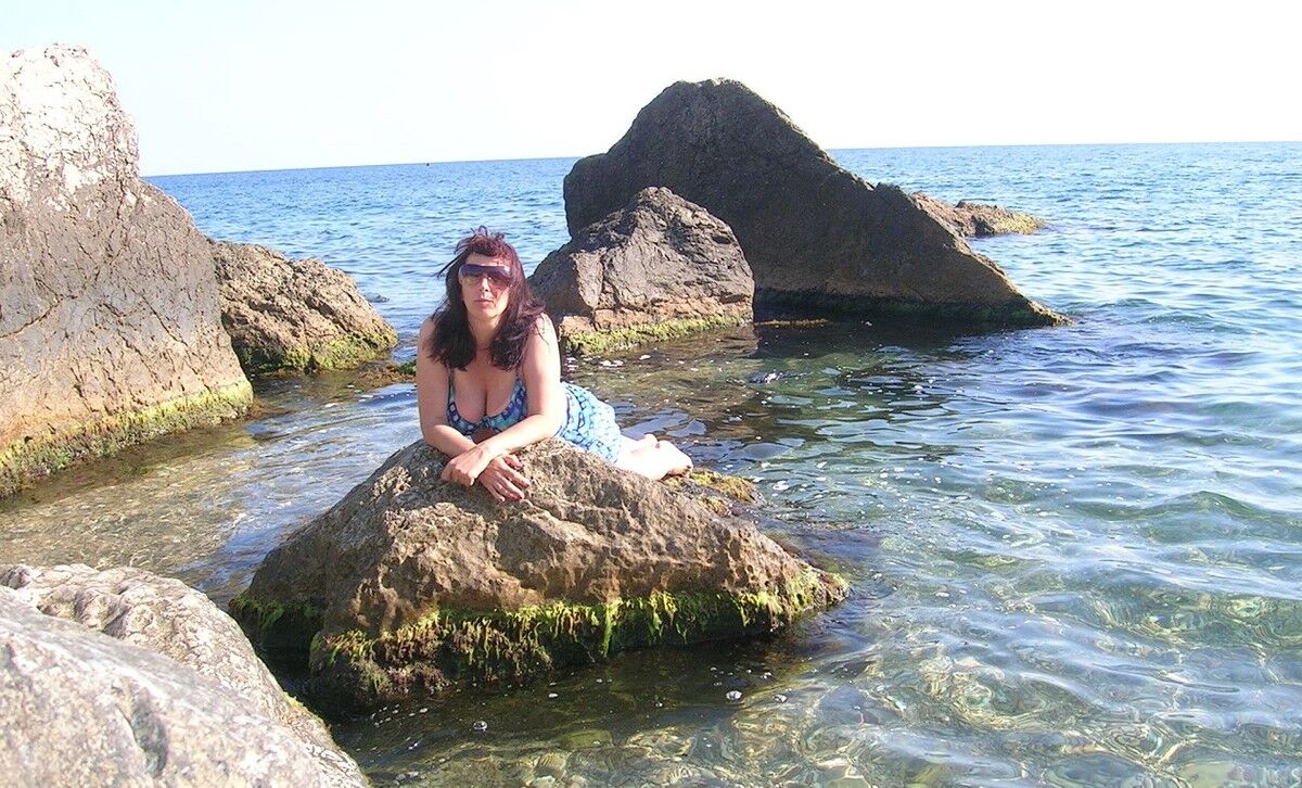  ,   Tatsiana, 54 ,     , c 