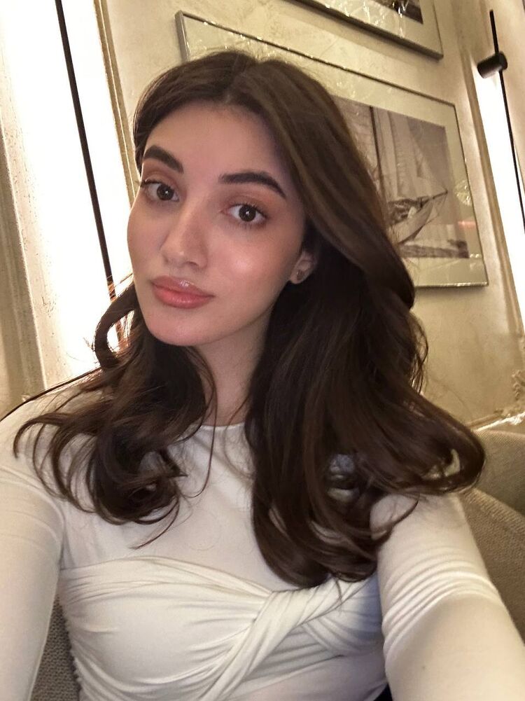  44041742  , 29 ,    -