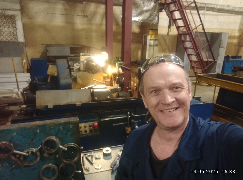  52025952  , 55 ,    -