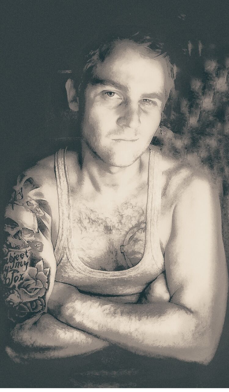  ,   Mikki, 35 ,   ,   , c , 