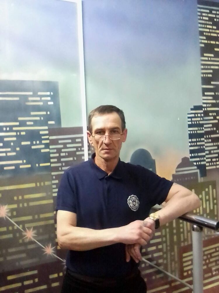  31226192  Sergey, 48 ,    