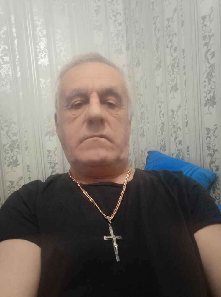  30884352  , 76 ,    
