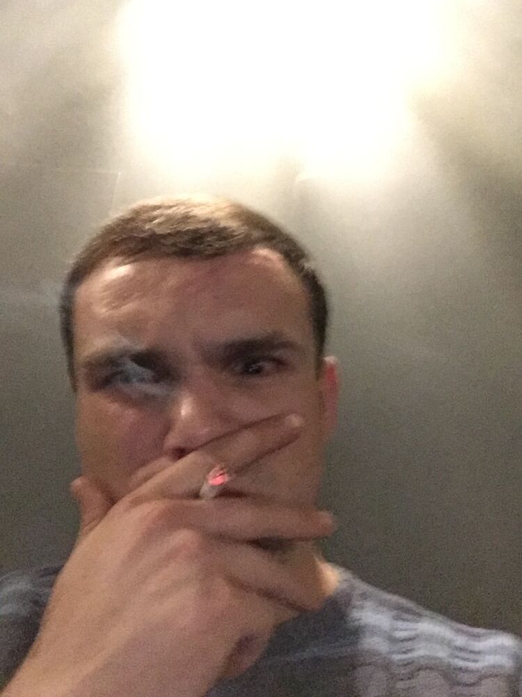  ,   Victor, 30 ,   ,   , c 
