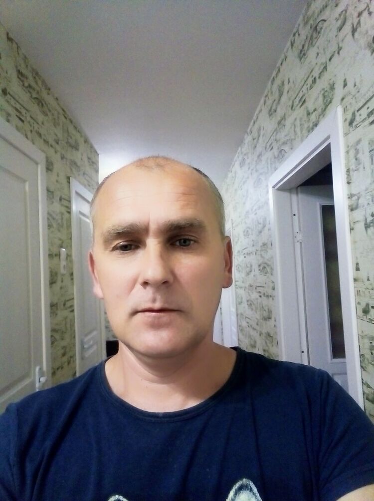  21256862  , 42 ,    