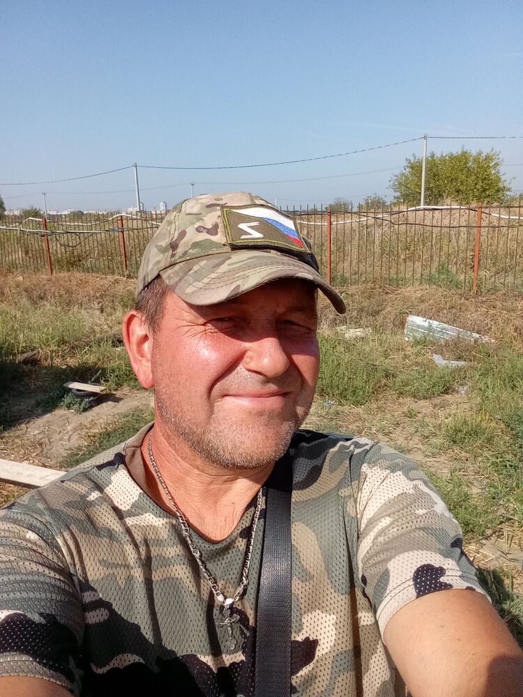  46768212  , 52 ,    