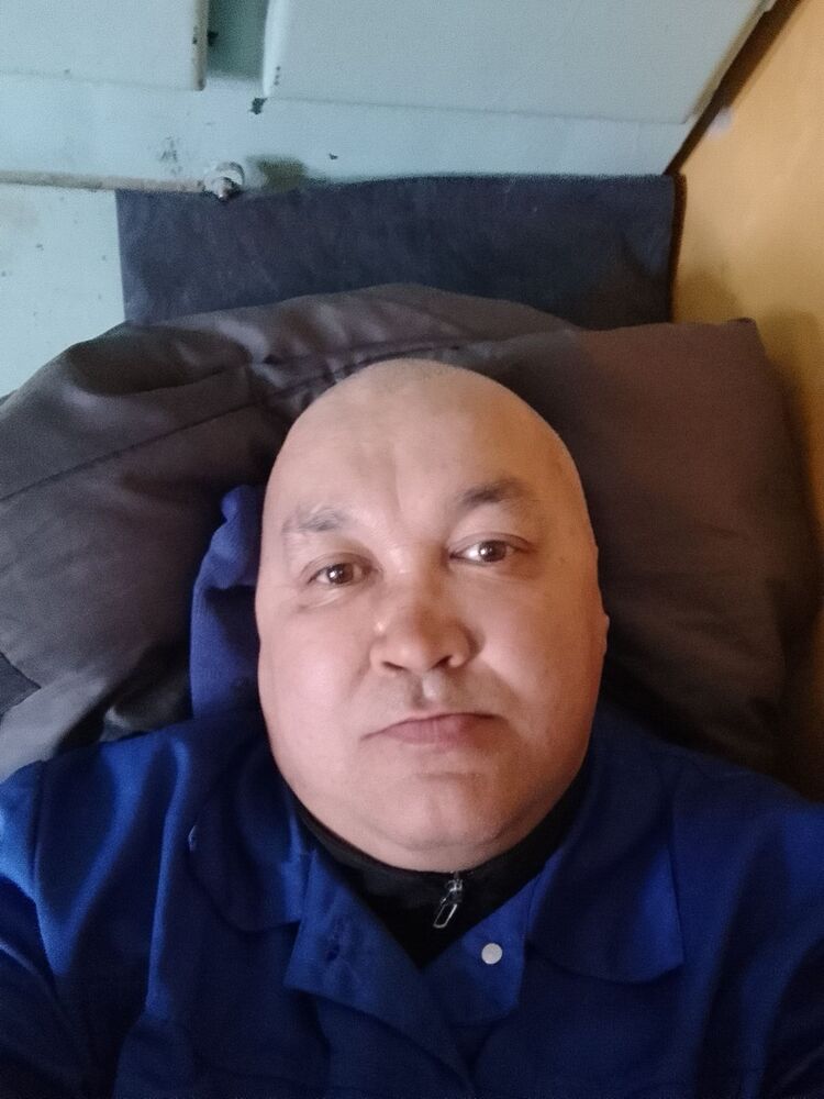  48581542   , 44 ,    