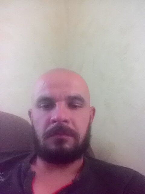  6498482  Valentin, 41 ,    