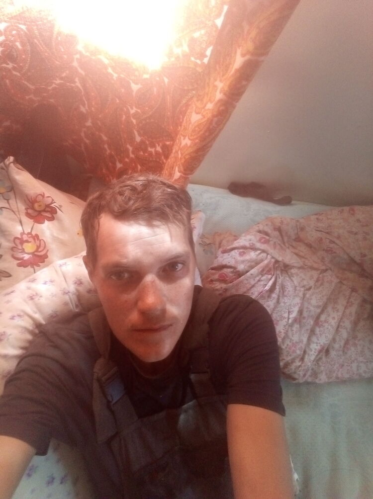  27313982  , 32 ,    