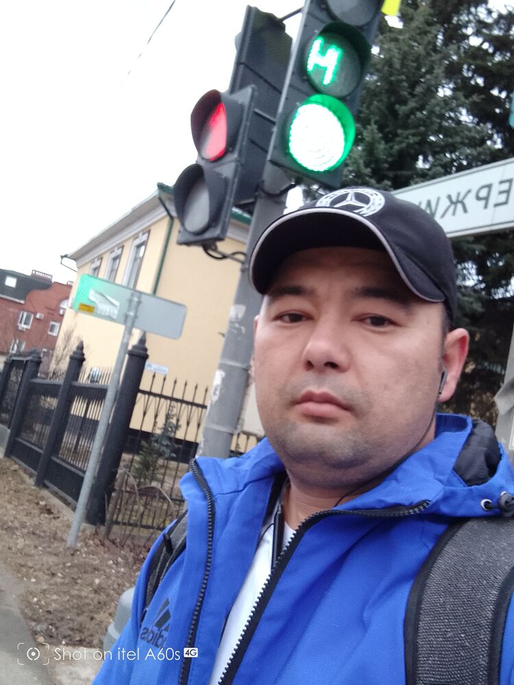  44668802  Akmal, 35 ,    
