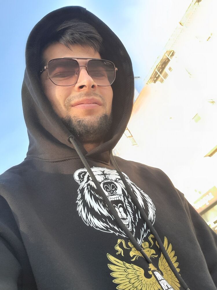  ,   Alik, 26 ,   ,   