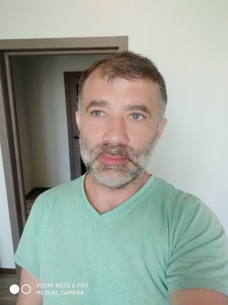  43900972  , 41 ,    