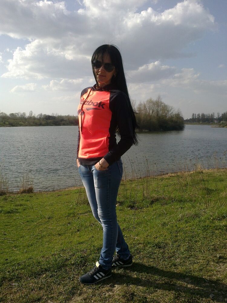  -,   Bruynetochka, 36 ,  