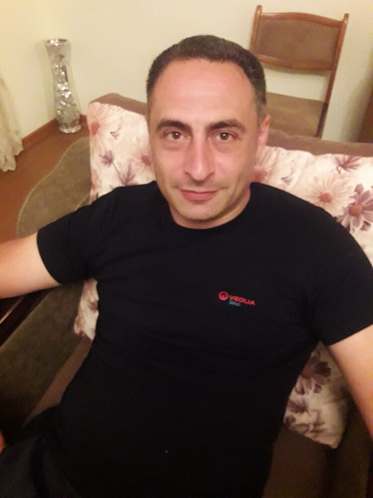  ,   Arman, 42 ,   ,   , c 