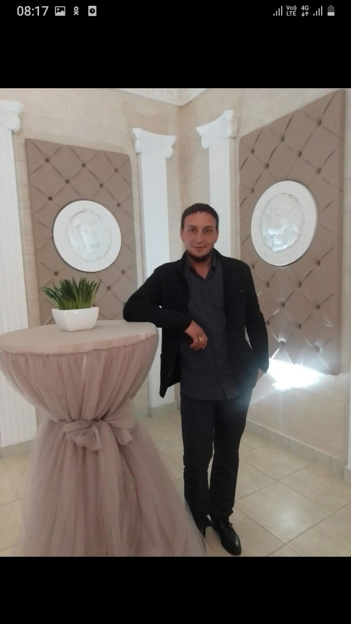  23729252  Am, 54 ,    