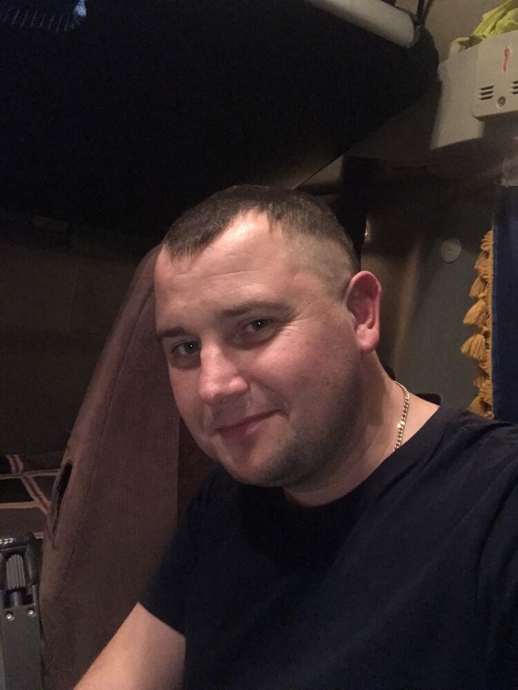  38106452  , 39 ,    