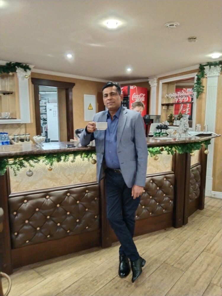  52580042  Avan, 45 ,    