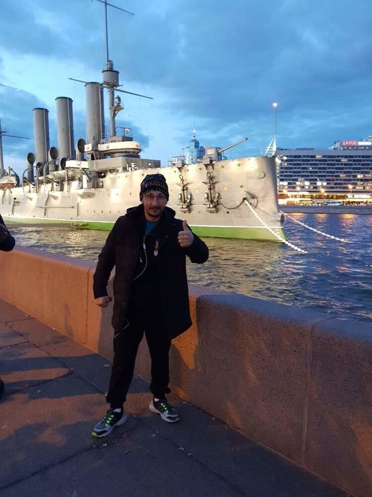  18667362  Timur, 43 ,    
