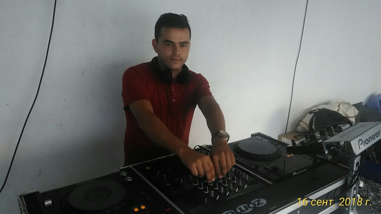  42823202  Timofey, 26 ,    