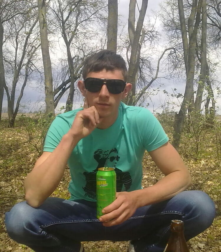  4310632  Kolja, 37 ,    
