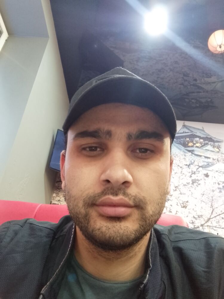  ,   Idris, 20 ,   ,   