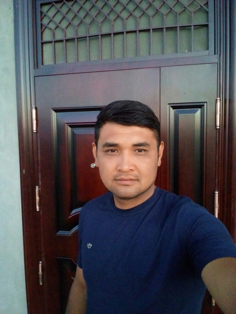  20401392  Adhamjon, 39 ,    