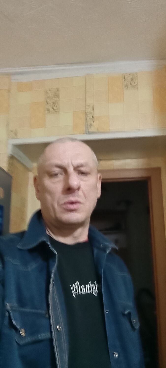  47069782  , 49 ,    