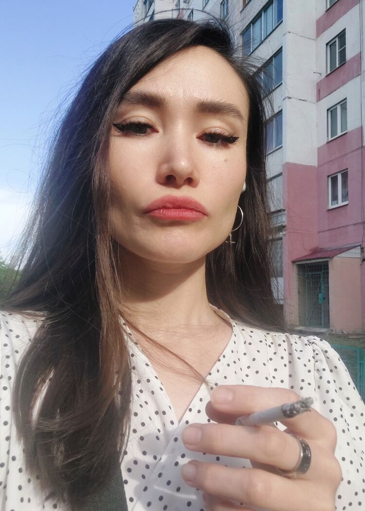  ,   Sandra, 27 ,   ,   