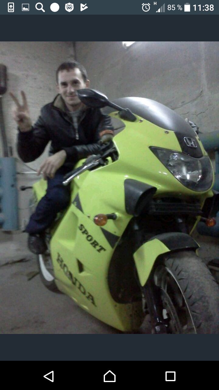 49334652  , 30 ,    