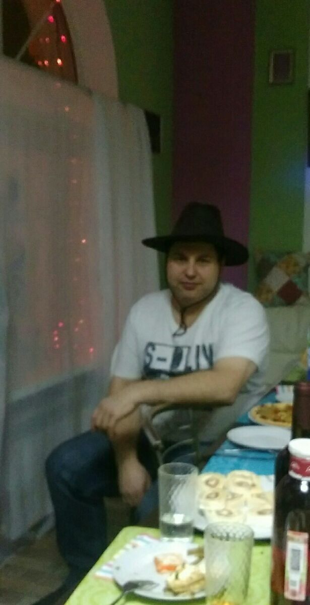 9828592  , 54 ,    
