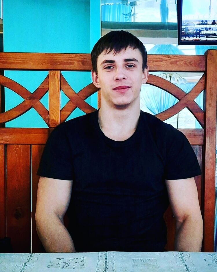  51493582  Alex, 32 ,    