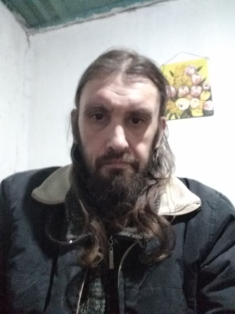  47747852  Stanislav, 40 ,    