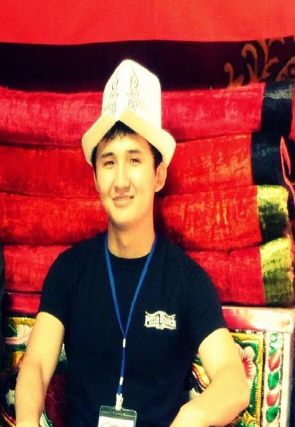  7468212  Azat, 31 ,    -