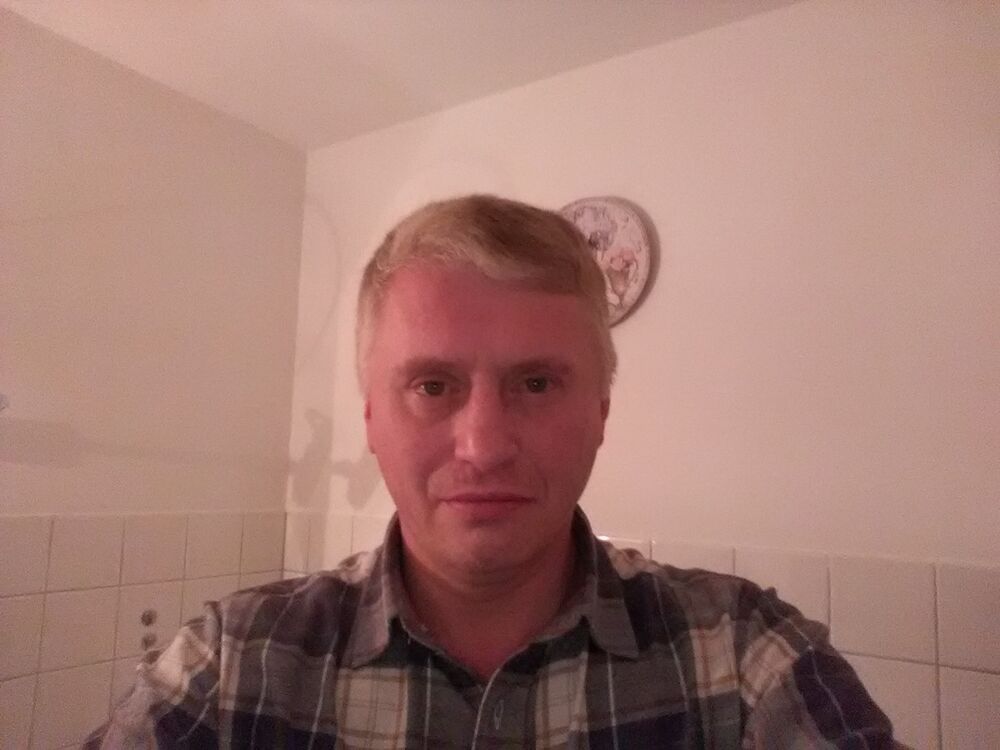  Ahlen,   Nikolay, 48 ,   