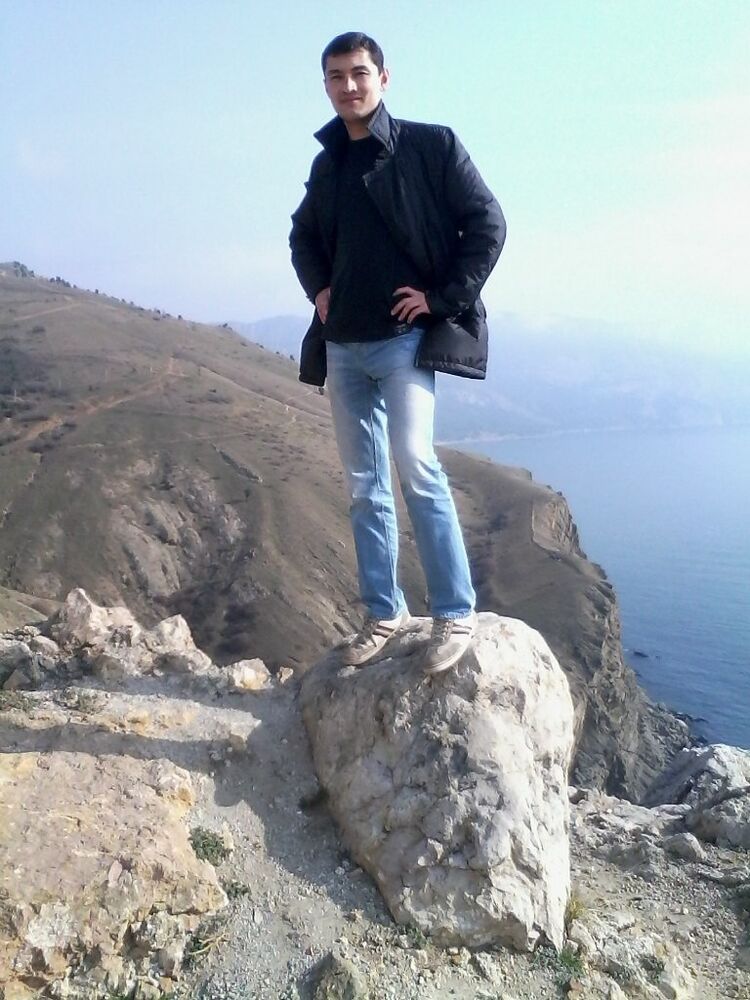  9958682  Timur, 38 ,    