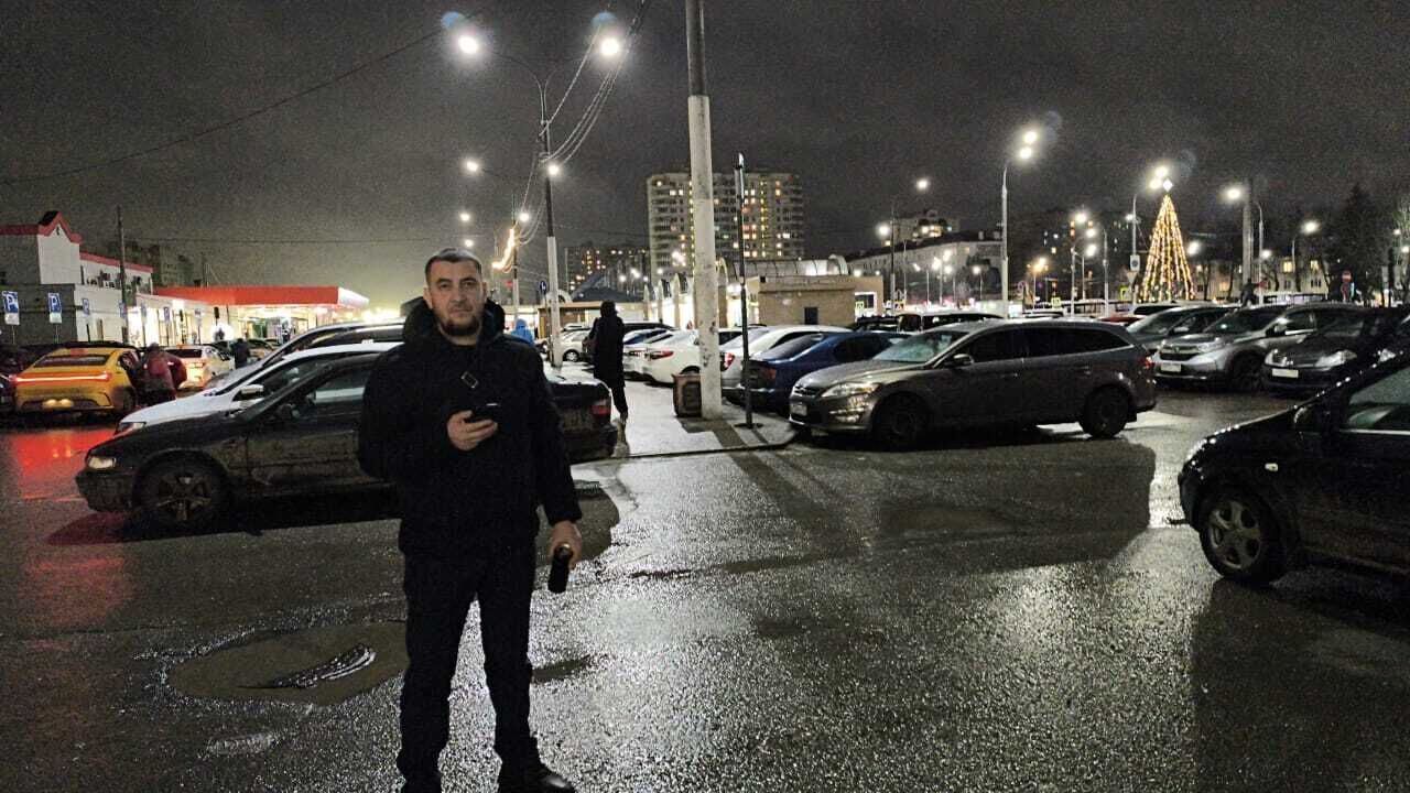  49049622  , 24 ,    