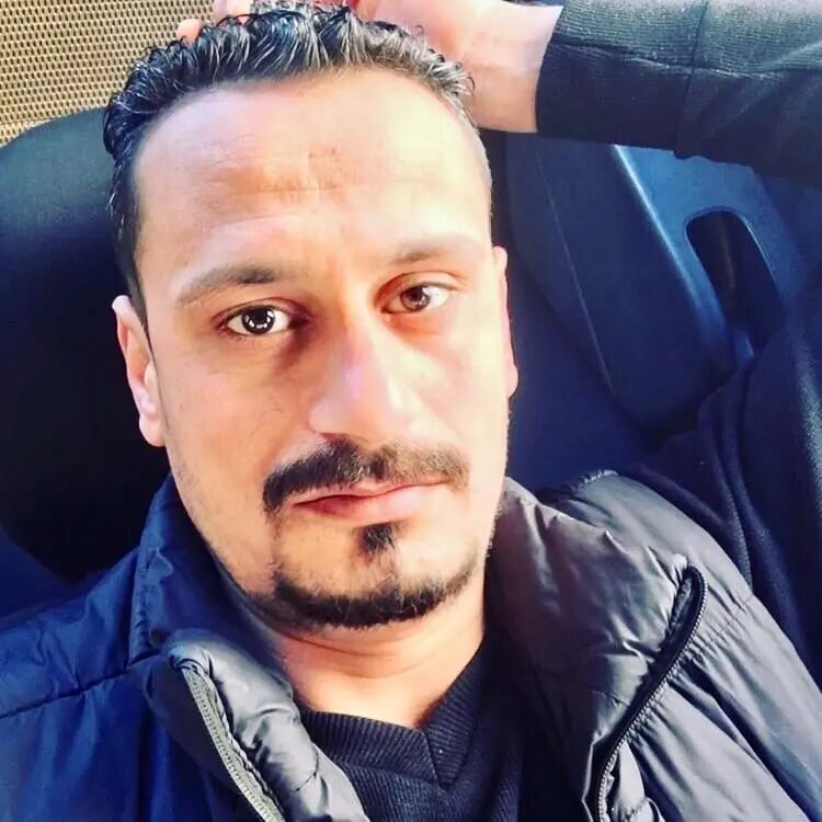  31762142  , 37 ,    Al Ghardaqah