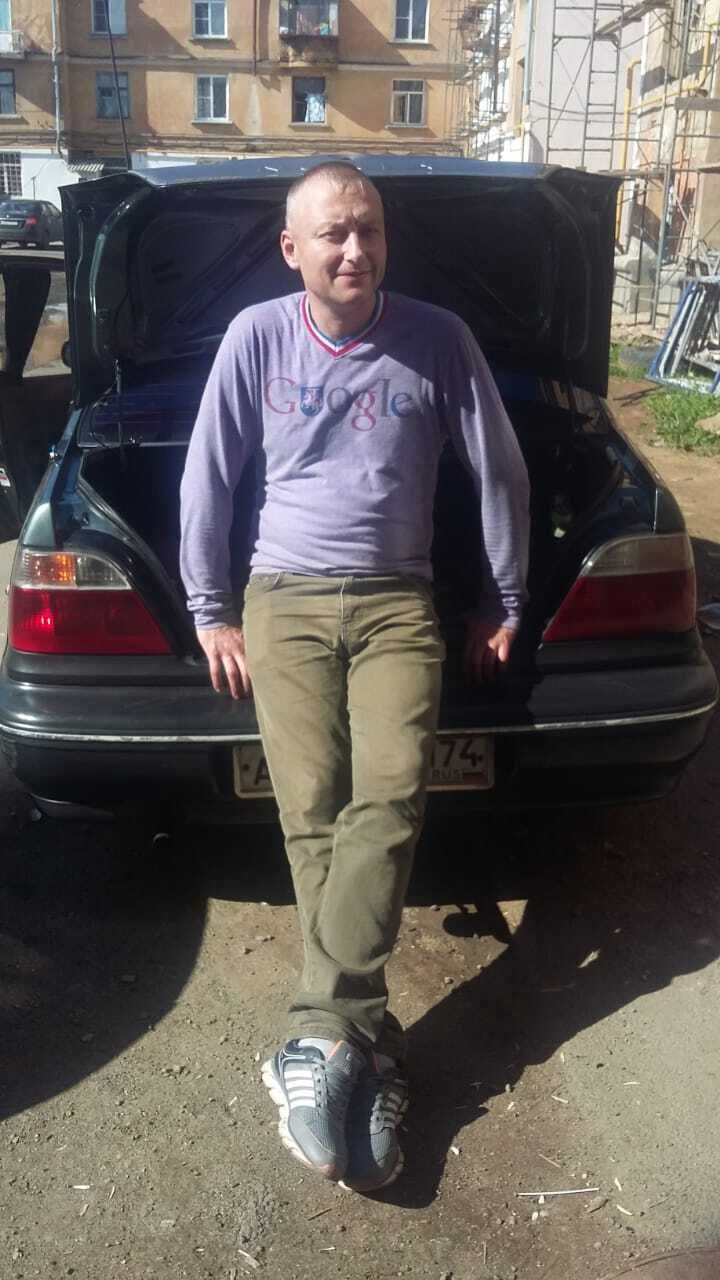  28866992  Alexander, 43 ,    