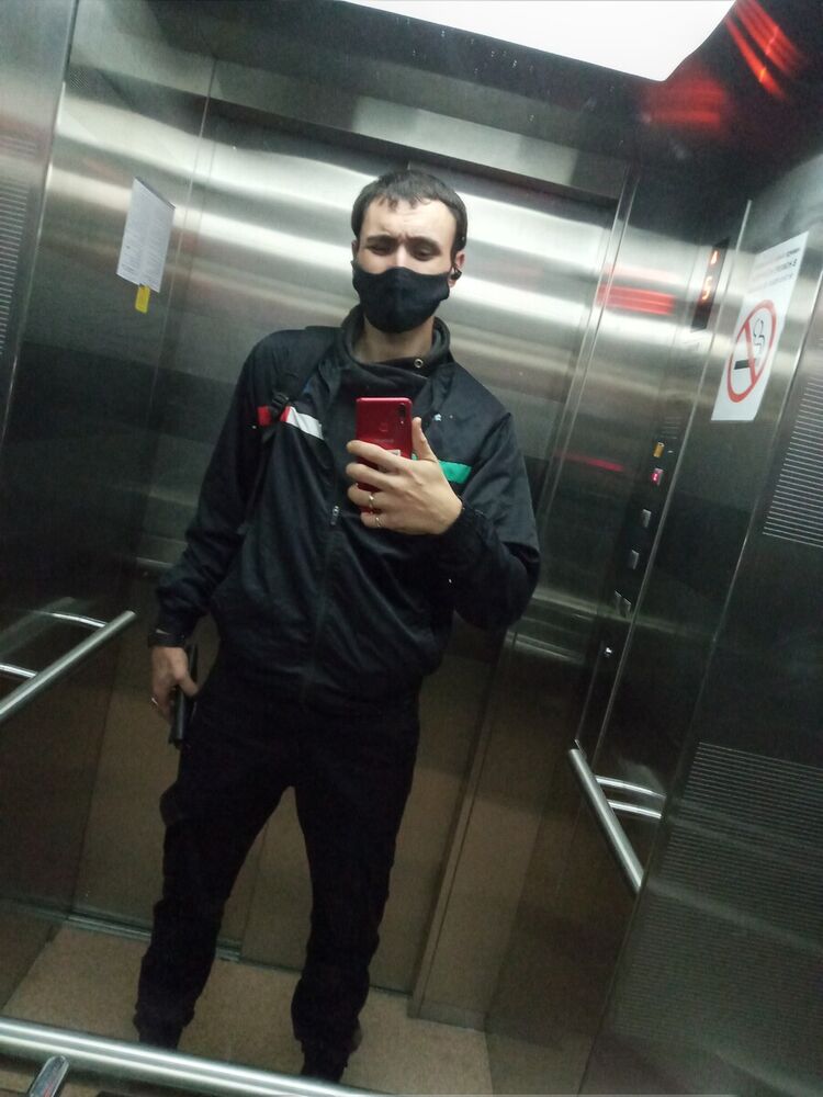  20827232  Mizantrop, 34 ,    