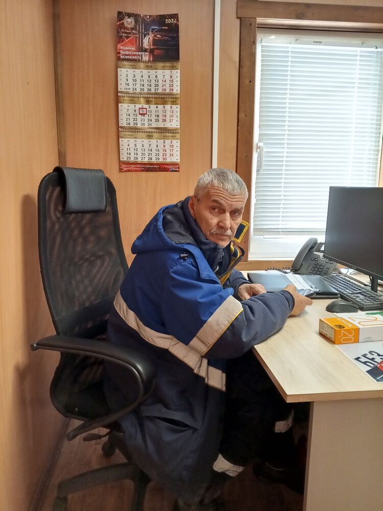  47416232  , 58 ,    