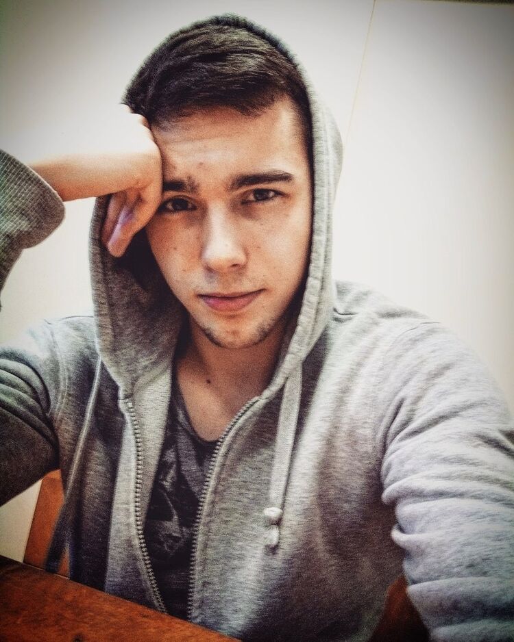 ���� 33061492 ����� �����, 22 ����, ���� ���������� � ������