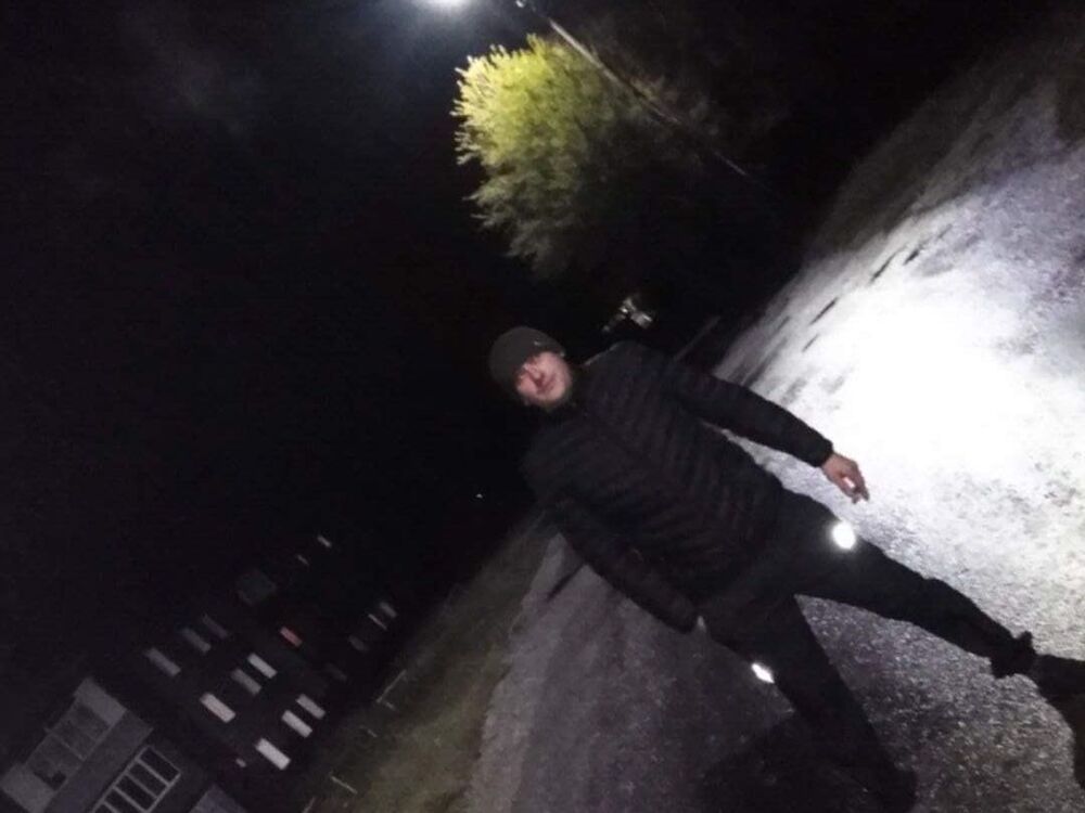  29729012  , 28 ,    