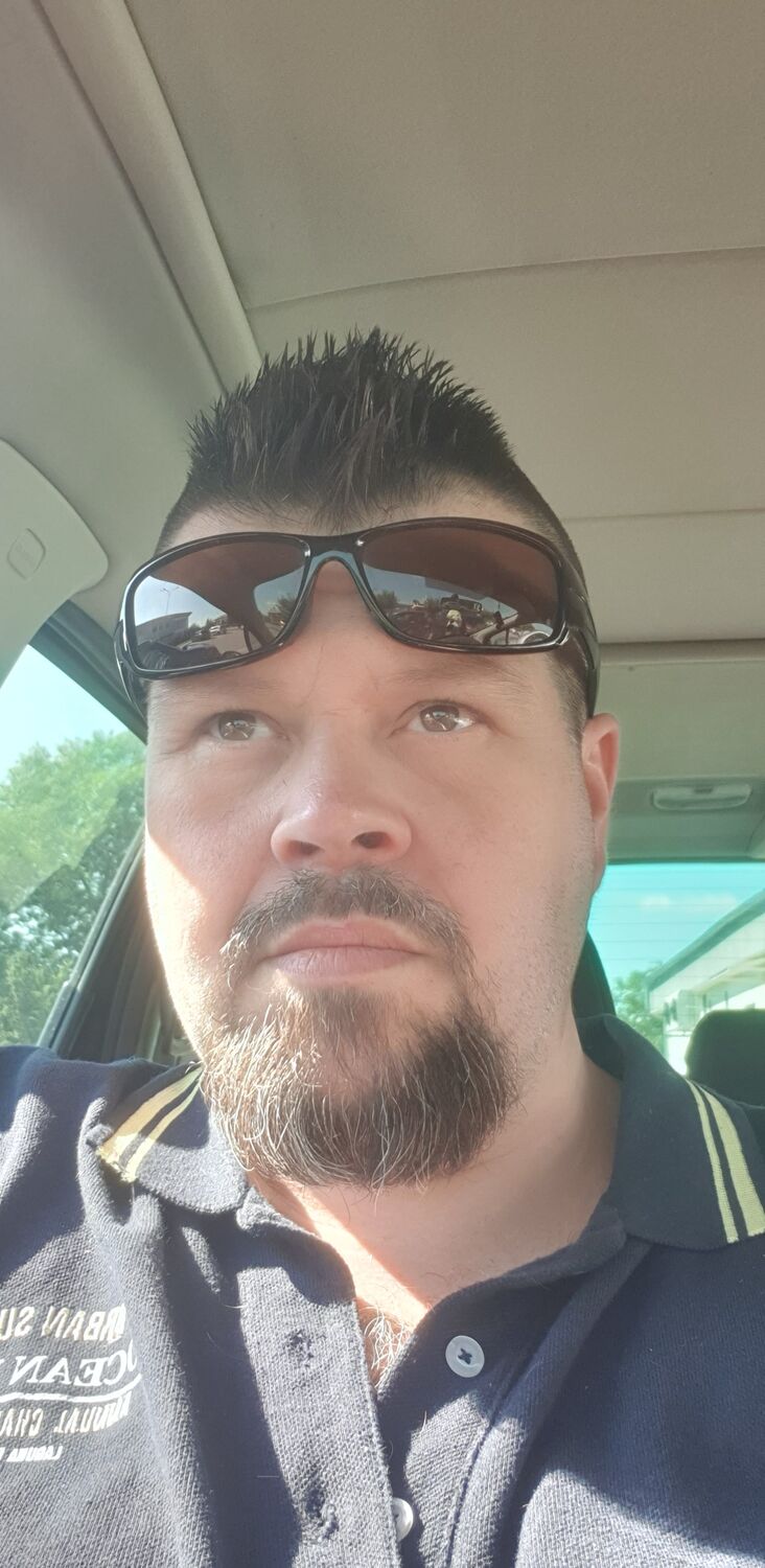  Nepasice,   Petr, 47 ,   ,   