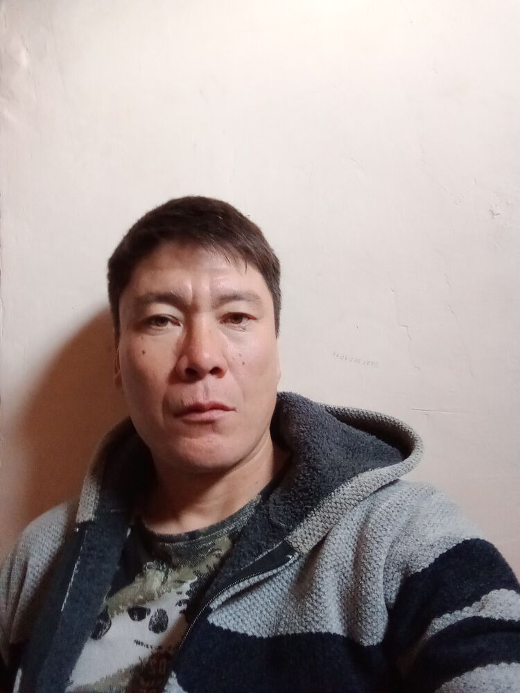  ,   Armani, 35 ,   ,   
