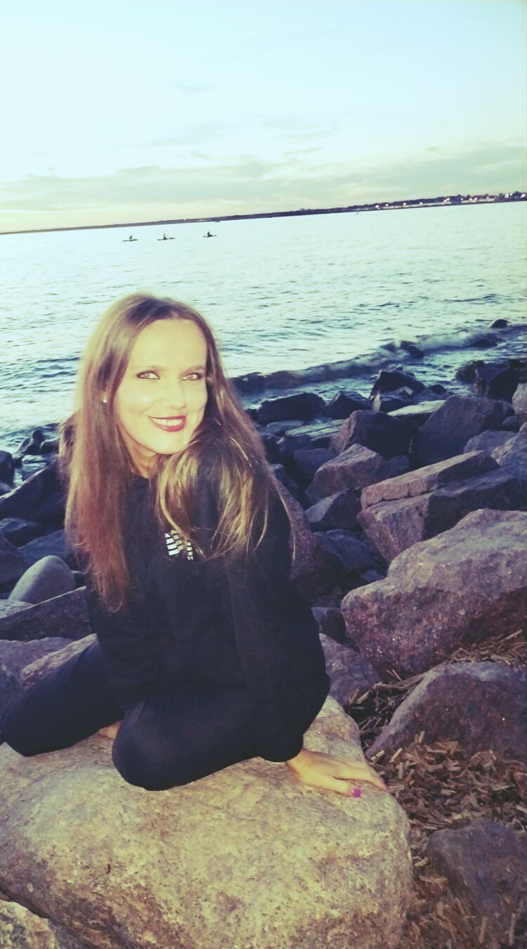  39161452  Toma, 37 ,    -